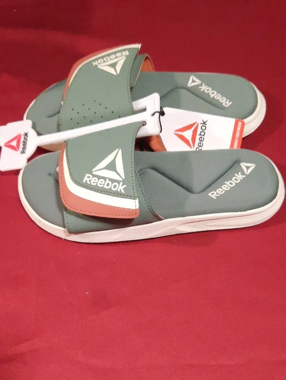 NEW Reebok Delta Flow Slide Sandals Womens Size 8 Green Adjustable Memory Foam